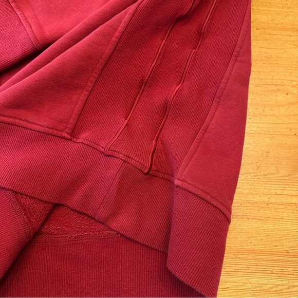 Rich Vung Crewneck Sweatshirt size
L Red - Picture 5 of 10